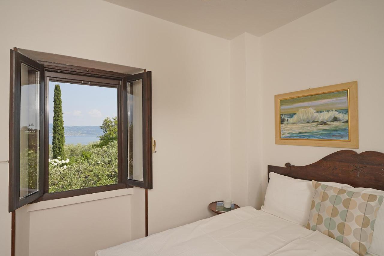 Villa Bouganville Toscolano Maderno Buitenkant foto