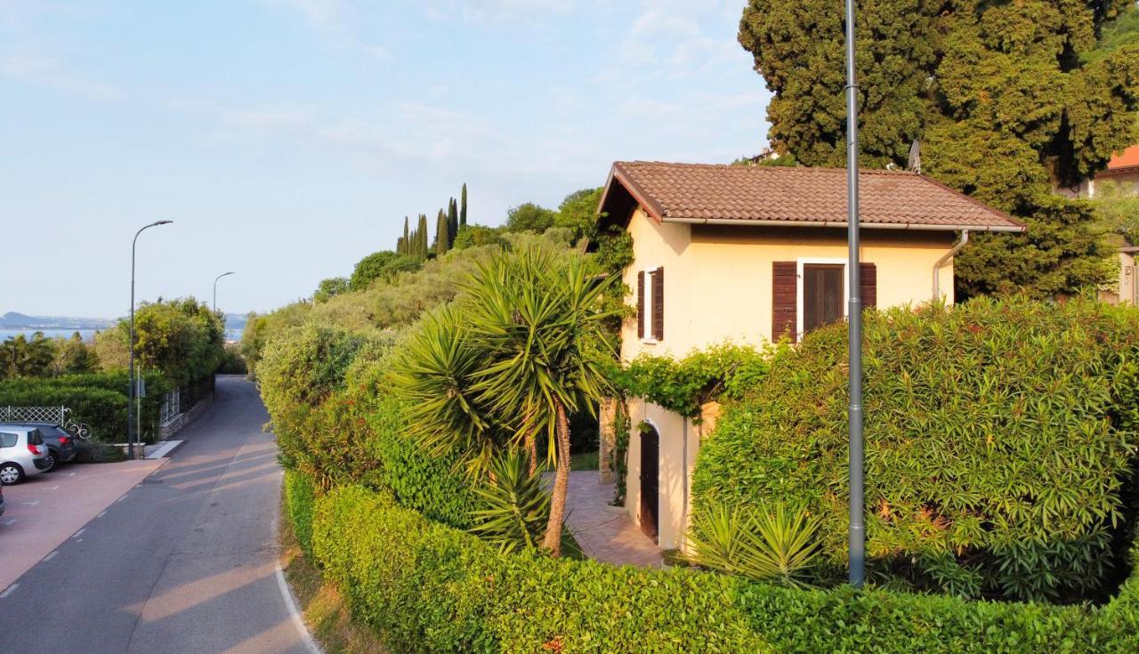 Villa Bouganville Toscolano Maderno Buitenkant foto