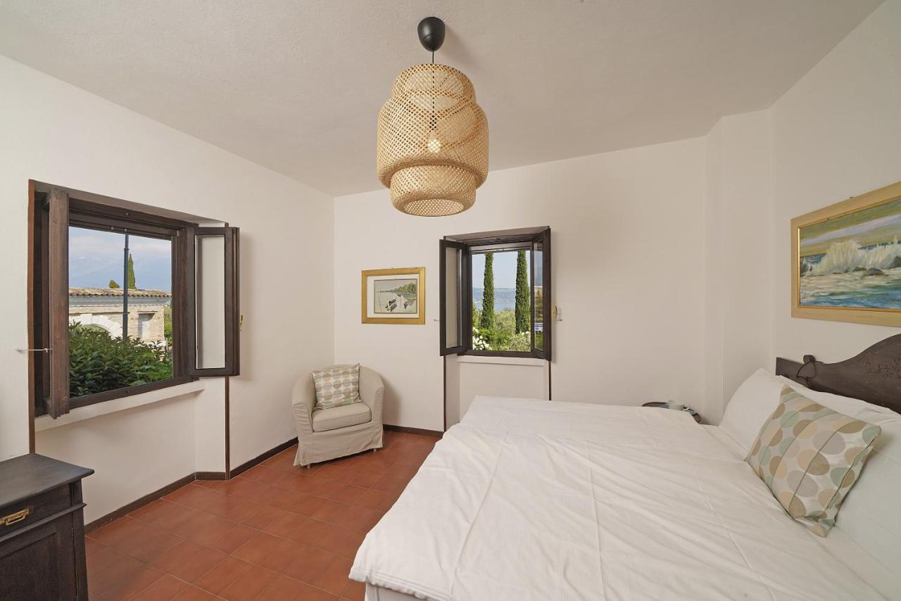 Villa Bouganville Toscolano Maderno Buitenkant foto